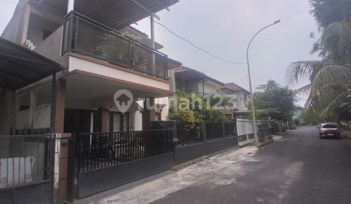 Rumah Asri 2 Lantai di Komplek Bukit Mas Pesanggrahan Jakarta Selatan Harga Murah