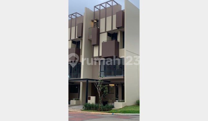 Dijual Rumah Cluster Elit 3 Lantai - Fully Furnished (3 Ac), Lokasi Prime Dekat Aeon Mall & Akses Tol