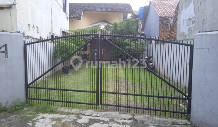 Rumah Cocok untuk Usaha Kostan Dijual di Jalan Kebagusan 1 Pasar Minggu