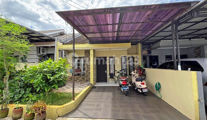 Rumah Siap Huni Dekat Taman Sawangan, Bebas Banjir, Free Wifi Biznet.