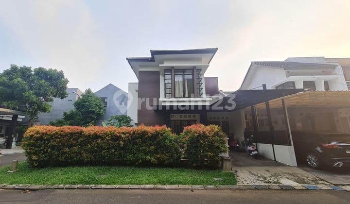 Dijual Rumah Hoek 2 Lantai di Cluster Venice Graha Raya Bintaro, Tangerang Selatan