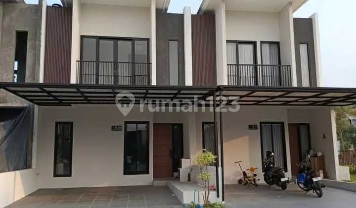 Rumah Baru 2 Lantai Ready di Tembalang