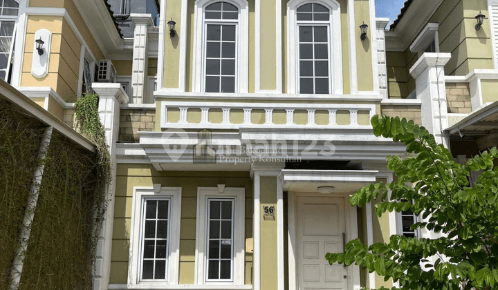 Rumah Mewah Classic di Paramount Village Semarang Dekat Kariadi