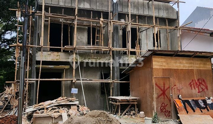 Siap Huni, Rumah, 2 Lantai, SHM, di Gading Serpong,