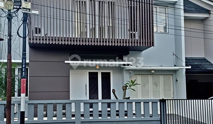 Rumah Furnished Bagus SHM di Nusaloka Bsd