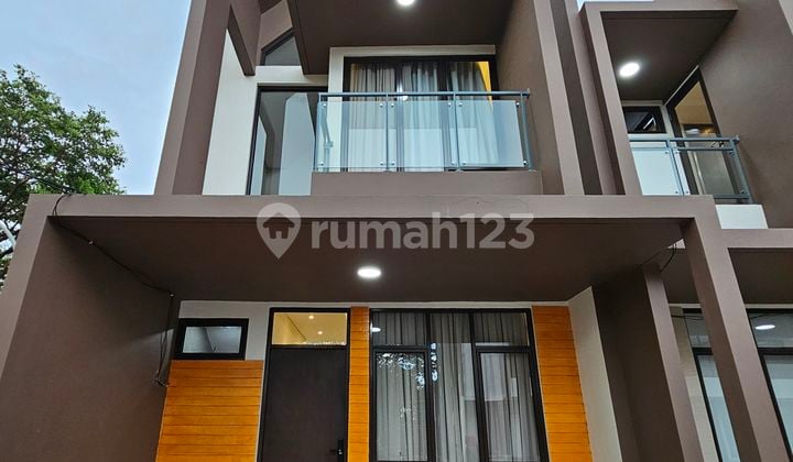 Rumah 2 Lantai Area Hertasning 15 Menit Dari Mall Panakkukang