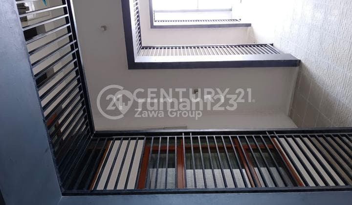 Dijual Rumah Dalam Cluster Palmerah Residence Jakarta Barat