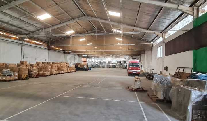 Largest warehouse for rent in Batu Ceper