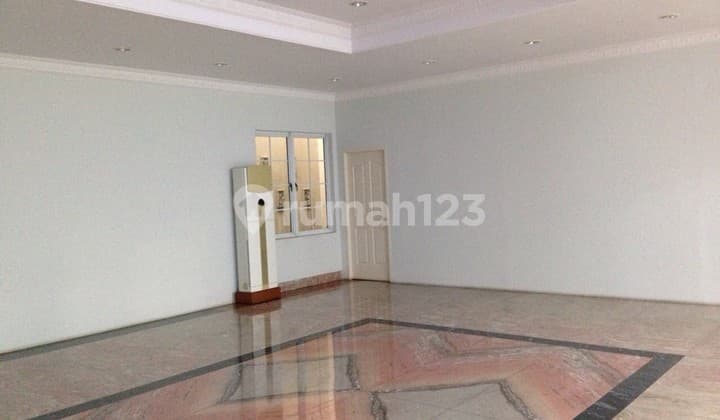 Rumah Termewah di Pakubuwono 3 Lantai Siap Huni