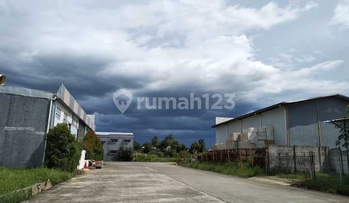 Gudang siap pakai Bizhub Serpong
