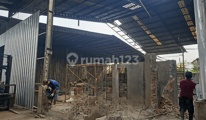 Ready-to-use warehouse in Daan Mogot, West Jakarta