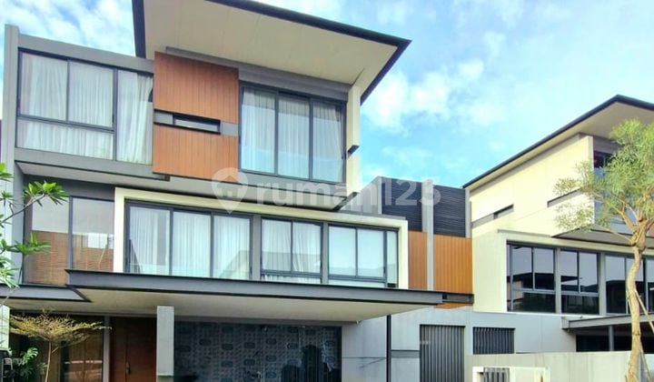 For Sale Rumah Mewah di Lyndon Nava Park Sudah Ada Private Pool