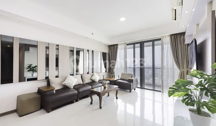 Quick Sale St Moritz Apartment in Good Condition