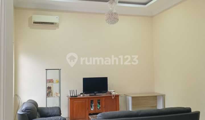 Lepas Cepat Rumah Puri Indah Kondisi Rapih