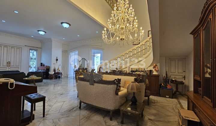 Sell Fast Luxury Intercon House Kebon Jeruk