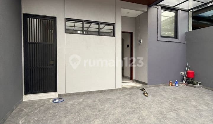 Brand New Minimalist Kedoya Baru