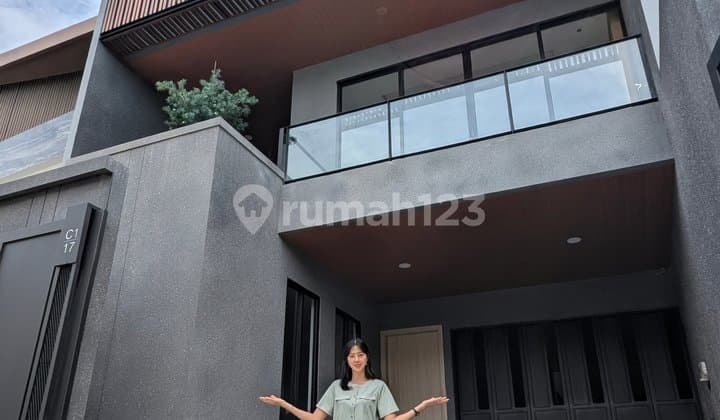 Brand New Rumah Minimalis Modern Permata Buana