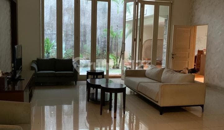 Dijual Rumah Mewah Garden House Pik Semi Furnished View Danau