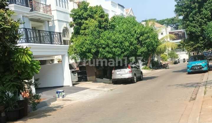 Dijual Rumah Minimalis Pantai Indah Kapuk 10x18m Rapi Siap Huni