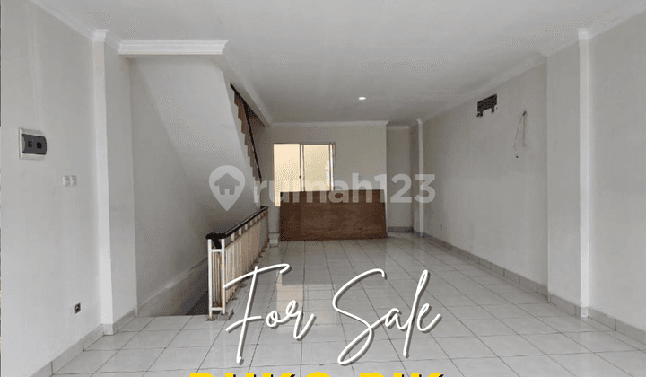 Cheapest Ready-to-Occupy Cordoba Shop House in PIK with Busy Location