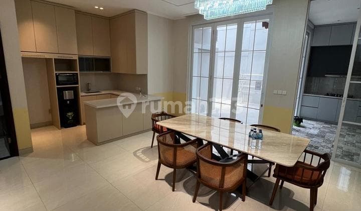 Jual Rumah Golf Island Pik 8x20 Furnish Renov Bagus