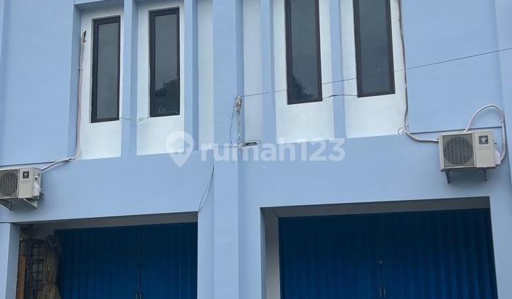 Dijual Ruko Gandeng Siap Usaha Akses Jalan Utama Harga Termurah di Taman Royal 1