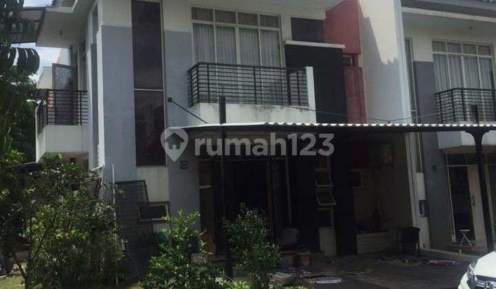 Dijual Rumah Mewah Hook Minimalis Hadap Utara Jual Murah di Residence One BSD
