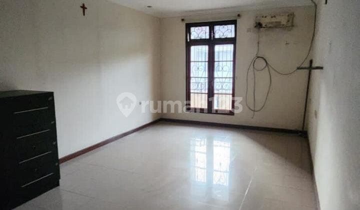 For Sale House Hook Facing Northwest Good Location Cheap Sale in Taman Palem Lestari