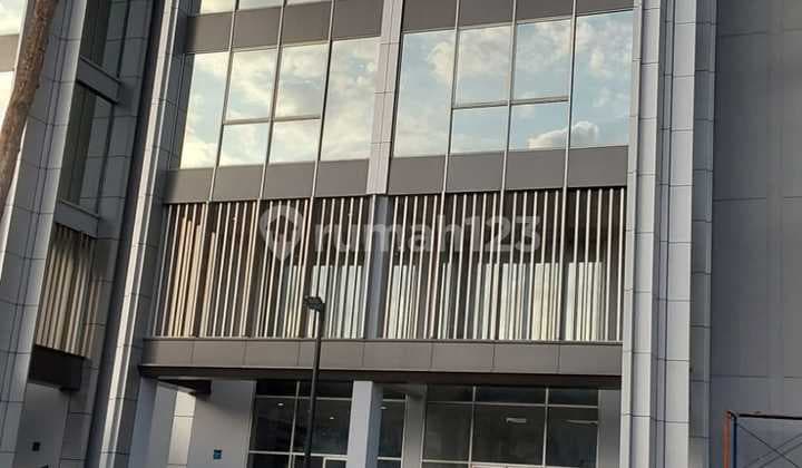 Disewakan Ruko Besar 6 Lantai 2 Arah Kondisi Baru Siap Usaha Harga Murah di Soho Marina Bay