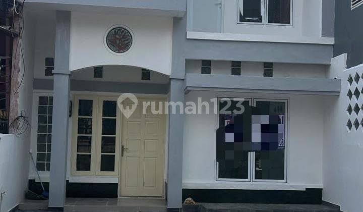 Dijual Rumah Bagus Hadap Tenggara Depan Taman Harga Murah di Citra Garden 3