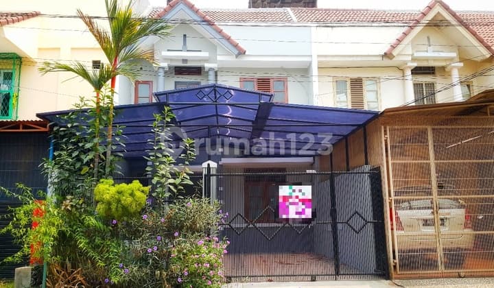 Dijual Rumah Bagus Siap Huni Hadap Barat Laut Termurah di Taman Palem