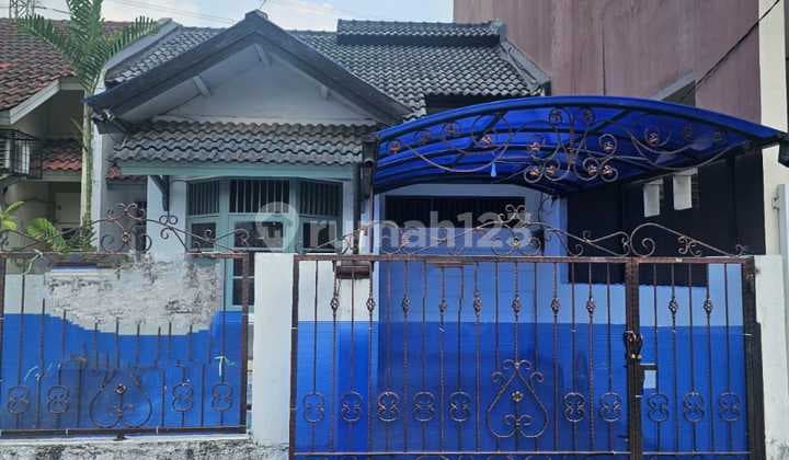 FOR RENT: BEAUTIFUL HOUSE, RARE UNIT, LOWEST PRICE IN GADING SERPONG