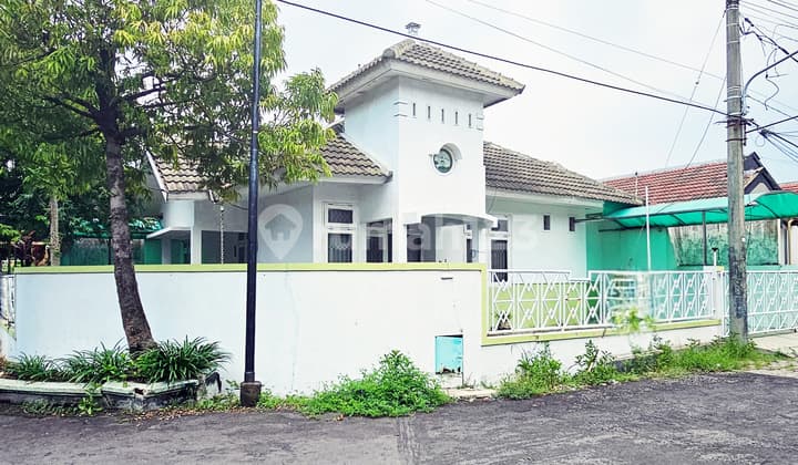 JUAL RUMAH TAMAN PONDOK INDAH