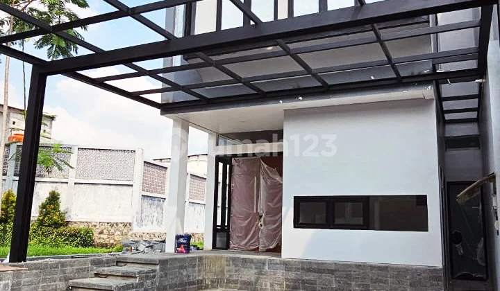 JUAL RUMAH CRYSTAL GOLF JUAL RUMAH CRYSTAL GOLF