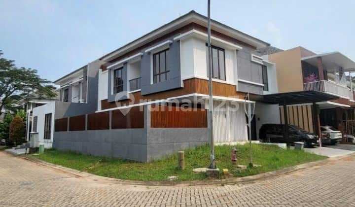 Dijual - Rumah Hook Private Pool di Discovery Bintaro, Sektor 9 Bintaro Jaya