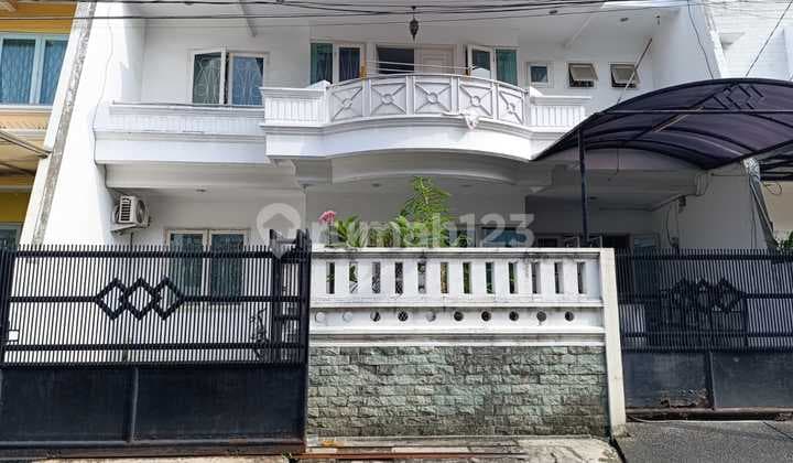 For Sale Sunrise Garden House Near Main Gate Front