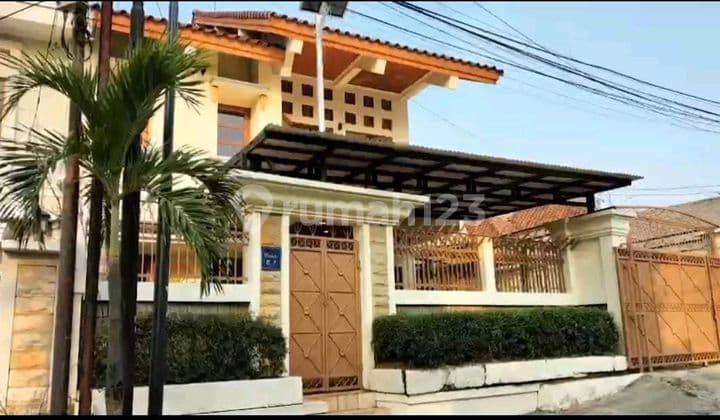 Jual Cepat Rumah Jalan Yado Row 2 Mobil Lega Radio Dalam Kebayoran Baru