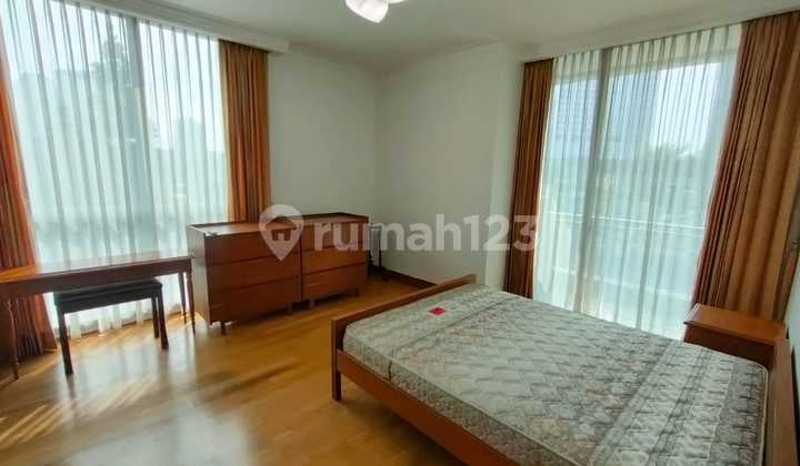 Residence 8 Type 2 Bedroom Luas 170M Harga Nego Sampai Deal