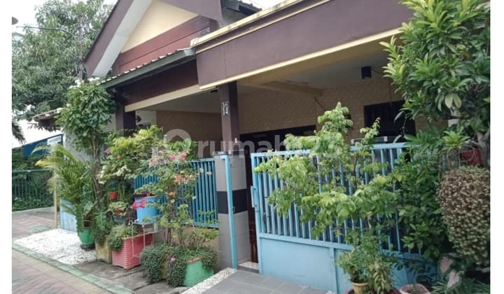 Dijual Rumah Manukan Surabaya 2 Lantai Bagus Siap Huni