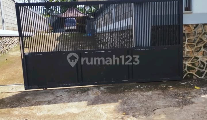 Renovated Furnished Purwodadi Malang Villa: Move-in Ready & Strategically Located