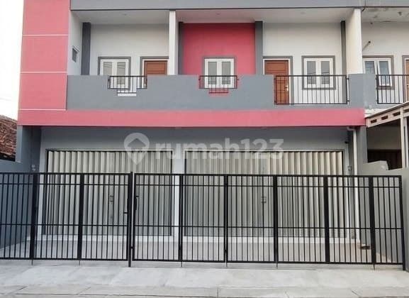 Jl. Kedung Cowek . Raya Kenjeran Nol Jalan Raya Kembar Lokasi Strategis: Parkiran Luas