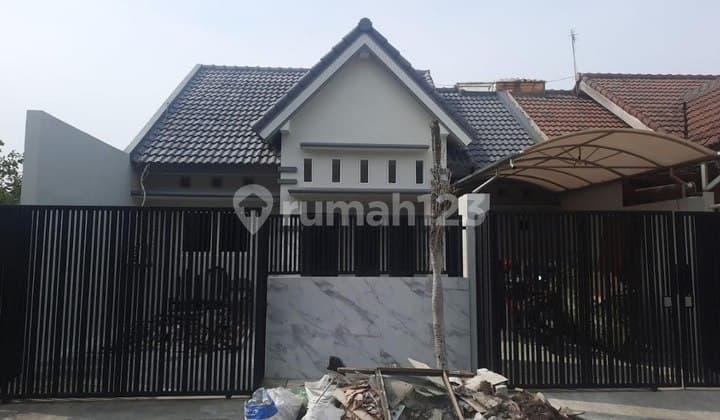 New Renovated 1-Story House Mulyosari Prima, 7-Meter Road Row
