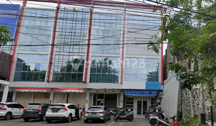 For Sale and For Rent Ready-to-Use Shophouse Sriwijaya Semarang Location For Sale and For Rent Ready-to-Use Shophouse Sriwijaya Semarang Location