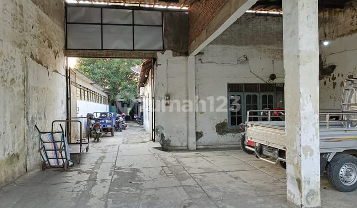 Dijual Ruang Usaha Strategis Lokasi Jl. Kol. Sudibyo Tegal