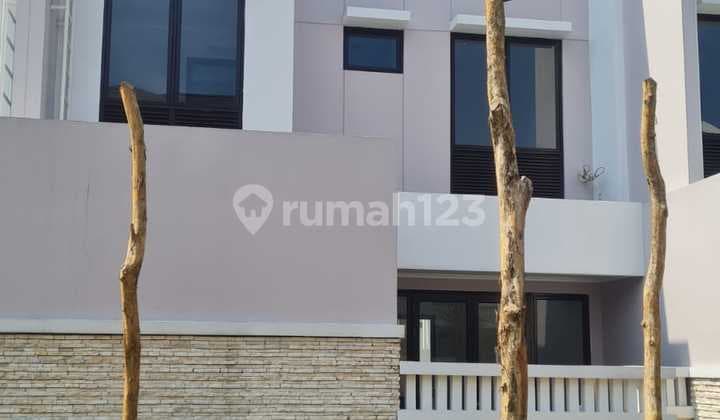 RUMAH KEREN MINIMALIS MODERN 2 LANTAI NYAMAN SIAP HUNI DI PODOMORO CLUSTER FASHAGRIYA BANDUNG