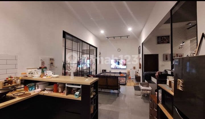 RUMAH INDUSTRIAL KEREN 2 LANTAI NYAMAN SIAP HUNI DI CIPAGERAN BANDUNG