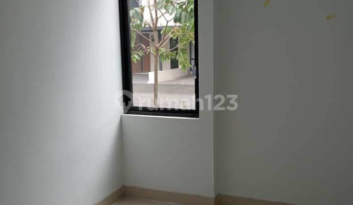 RUMAH KEREN MINIMALIS MODERN HOOK LINGKUNGAN NYAMAN SIAP HUNI DI PODOMORO PARK CLUSTER PADMAGRIYA BANDUNG