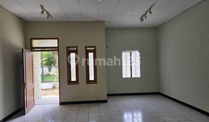 RUMAH NYAMAN ASRI TERAWAT SIAP HUNI DI TAMAN KOPO INDAH 2 TKI2 BANDUNG