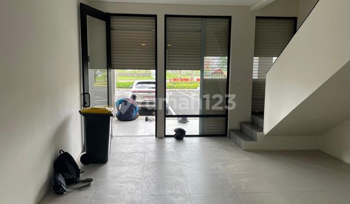 RUKO LUAS STRATEGIS LOKASI RAMAI SIAP PAKAI DI KOTA BARU PARAHYANGAN KBP BANDUNG