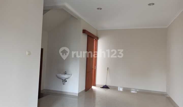 RUMAH NYAMAN MINIMALIS MODERN 2 LANTAI SIAP HUNI DI CHERRY FIELD BANDUNG